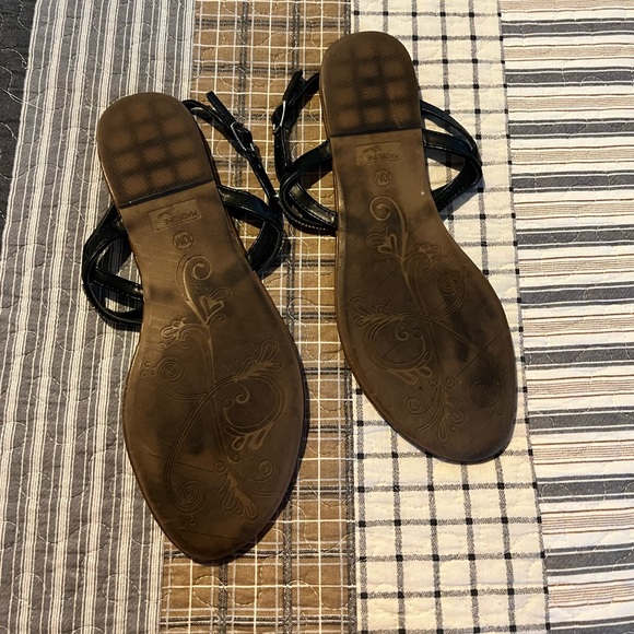 GUC Madeline Stuart Sandals - Picture 2 of 4